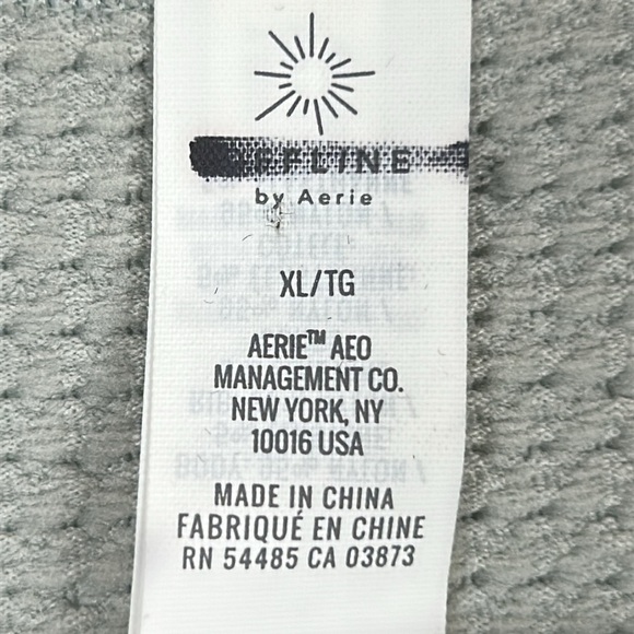 Aerie Offline Main Squeeze Seamless Waffle Cropped Henley Long Sleeve Top XL - Picture 5 of 13